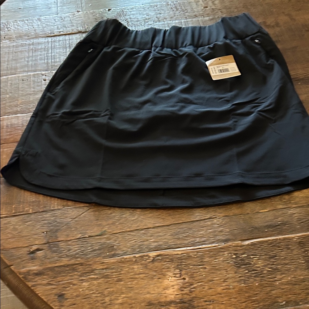 Eddie Bauer skort